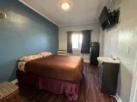Unity Hotel - No Parking & Rooms Are Upstairs