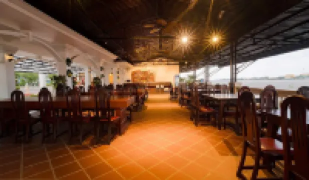 Chuong Duong Hotel Hotels in My Tho