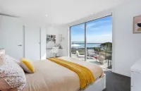 Point Haven Solar Pool Basketball Court & Views Hotels in Mount Martha