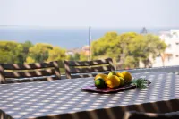 Heliades Residence Hotels in Akrotiri