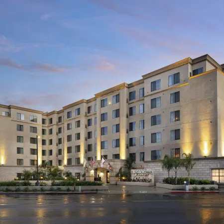 Residence Inn San Diego Del Mar Отели рядом с достопримечательностью «Поле для гольфа Torrey Pines»