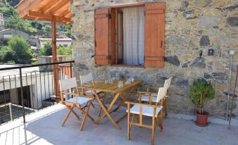 Konatzin Tou Massou by Raise