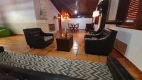 Casa Elegante Piscina Area Gourmet Hotels in Itanhaém
