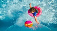 Holiday Inn & Suites London South by IHG - Swimmingpools