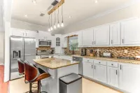 Private Oasis near Springs w/ King Bd + Pool Table