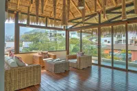 NAYRY LIFE & SPA 306