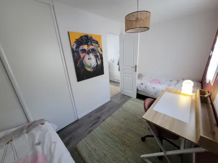 Appartement de Charme Dans Résidence Sécurisée Avec Balcon et Piscine Chauffée