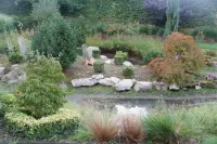 House with garden with access to the disabled