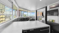 Whitaker Wish | Spacious, City Apt with Sea View