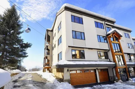 Discounted Priority Access Lift Tickets to the Ski Mountain Отели рядом с достопримечательностью «Steamboat Ski Resort»