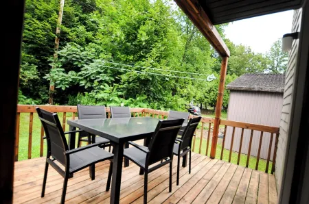 Maison Confo28 Chute Montmorency Отели рядом с достопримечательностью «Pourvoirie du Lac Beauport»