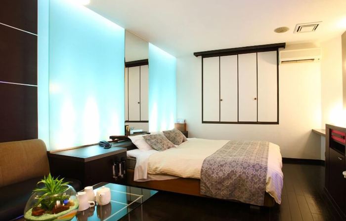 HOTEL SOLA – 大人限定