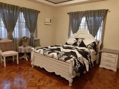 Great Location- Beautiful/Cozy Home newly renovated With Japanese garden