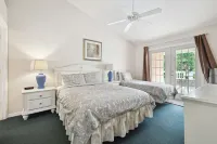 Tranquil 3BD Retreat in Gated Community: Close to Disney, Restaurants, & More!