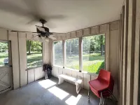 Cabin with Private Lake Access - Chalets