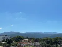 Beautiful apartment in La Vega, overlooking the mountains. Hotels in La Vega