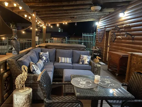 Poblado Log Cabin Camper