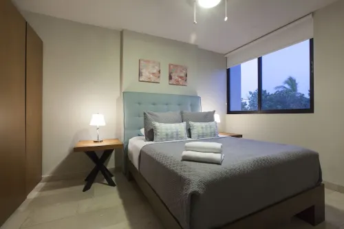 Apartment with GREAT LOCATION, 1 block from the boardwalk