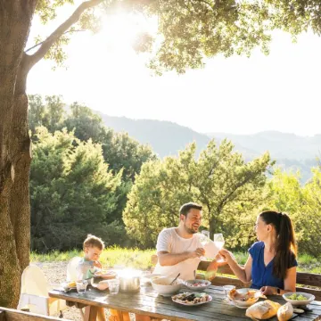 A stone farmhouse from 1850 with a pool for nature lovers