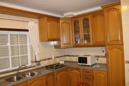 Fantastic T1 in Height w / Wi-fi fiber, 200 meters from the beach Отели рядом с достопримечательностью «Quinta do vale»