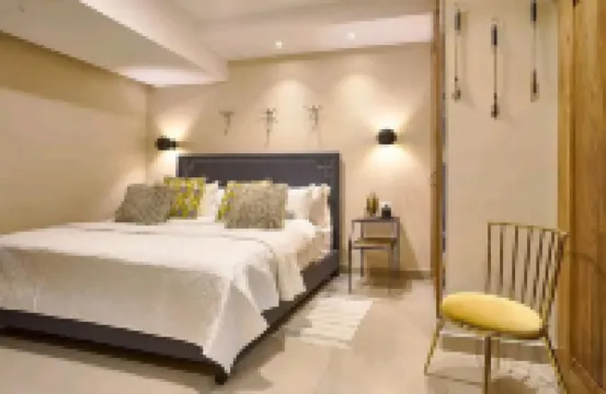 In The City Center Modern Apartment! Pool&Gym Hotels in 