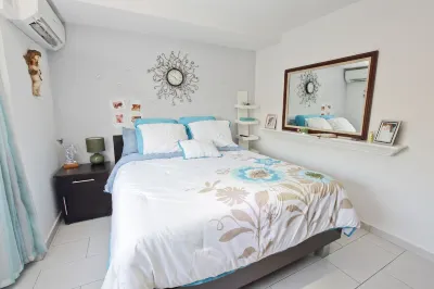 Modern Beauty In The Best Location In San San Salvador Hotel a 