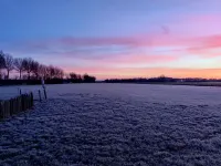 Beautiful detached house in an oasis of calm, close to beach and sea.