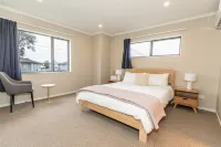 Smart Duplex- Two Separated House Under One Roof Hotel a Frankton