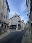 Maison de Ville au Coeur du Village Hotels near GENiÈSE - Couvent de L'Union