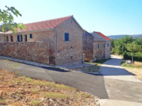 Mareta apartment with free wifi in a stone house