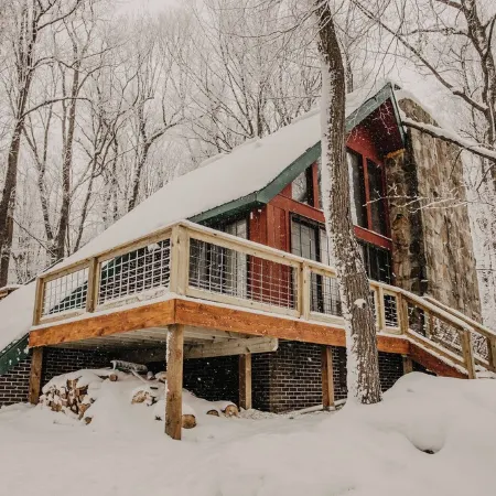 A-Frame-Away cozy secluded cabin minutes from 7Springs