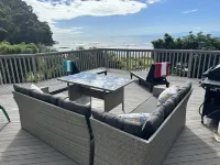 Surfs Reach - a stunning beachfront retreat Hotels in Ohope