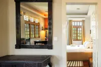 Olma Colonial Suites