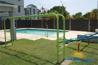 3BDR Condo, WIFI, Balcony, Parking, Pool, AC, 2 min from the Beach - Pools