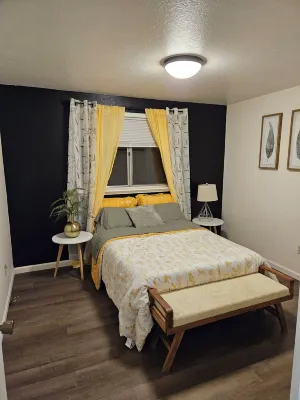 No Place Like Home! Animals welcome Hotel a Garden City