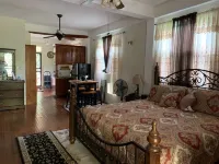 The Escape, Copthall Hotels in Fond Cani