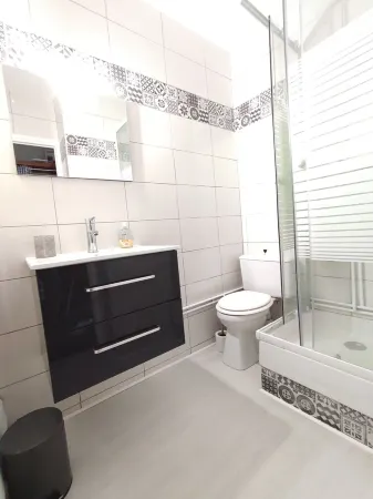 STUDIO AT THE FOOT OF THE SLOPES Отели в г. Сент-Этьен-ан-Деволюи