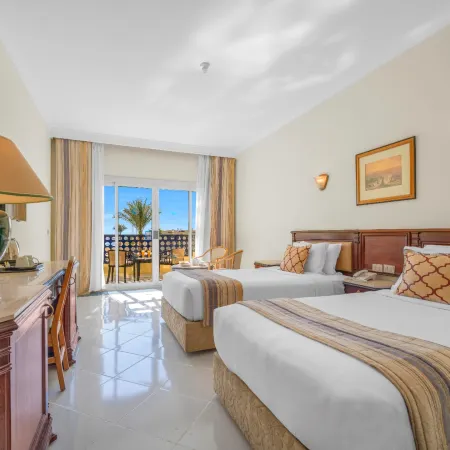 Grand Oasis Resort Отели рядом с достопримечательностью «Shark 's Bay Beach»