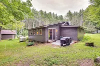 1 Mi to Brantingham Lake: New York Getaway! - Wifi