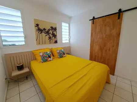 Appartement vue mer Avec Piscine Tartane