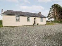 The Chocolate Box Hotels near St Patrick's Catholic Cathedral, Skibbereen