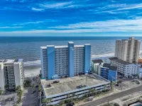 0611 Waters Edge Resort 2 Bedroom Condo by RedAwning