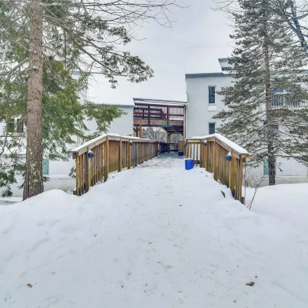 Golf, Hike & Swim: Gem < 1 Mi to Sugarbush Resort