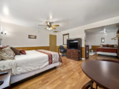 キングスウェイ イン ケアロのホテル