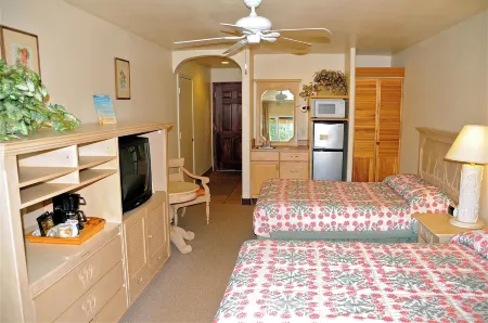 The West Inn Kauai Отели в г. Кекаха