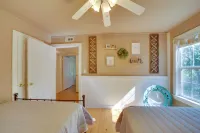 Secluded Vian Retreat Close to Tenkiller Lake - Parkering