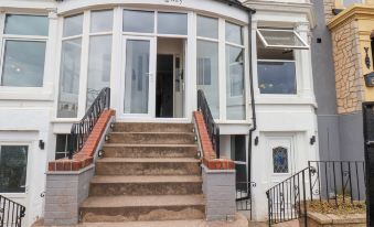 Apt 4 @ Hunter's Quay