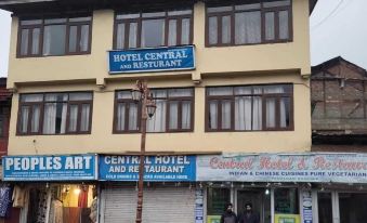 Central Hotel