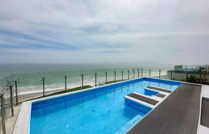Ocean View Apartment with Pool (1206)