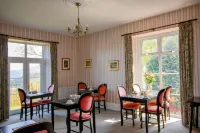 Sinai House - breakfast